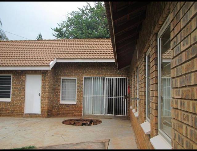 4 BEDROOM PROPERTY TO RENT IN MOKOPANE CENTRAL